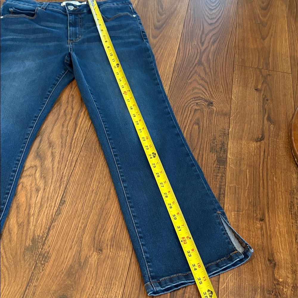 Tahari Indigo Denim Jeans - Picture 13 of 14